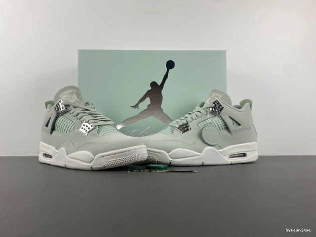 HYPE Air Seafoam Jordan 4 (W) HV0823-003 0816